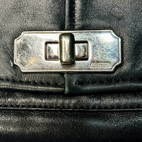 Coach Wristlet, Black Leather, Silver Hardware, Hangtag, Elegant. - Picture 3 of 5
